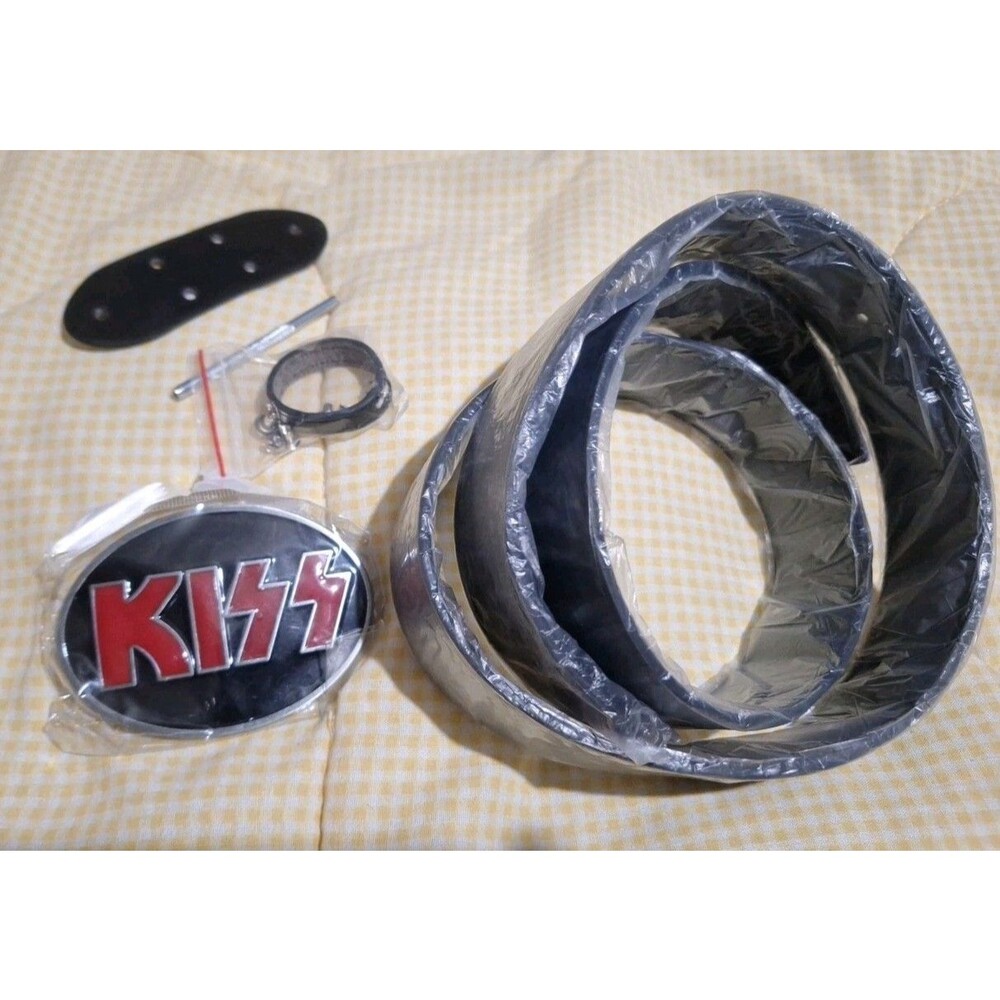 KISS Red / Black  Belt / Buckle Rock & Roll Belt Kit  Size 45 Brand New